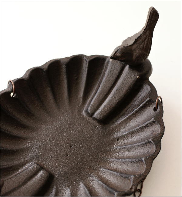 アイアンのハンギングバードバス(3)