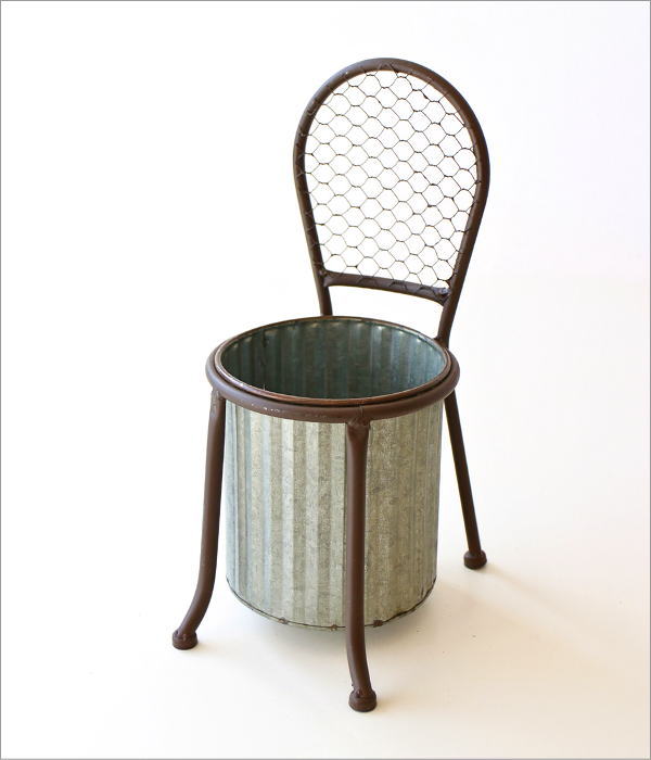 ブリキチェアーポット(6)