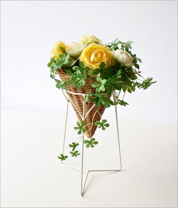 フェイクラタンのコーンポットスタンド(2)