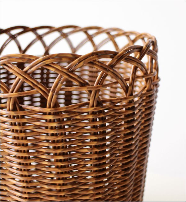 フェイクラタンのフラワーポット(2)