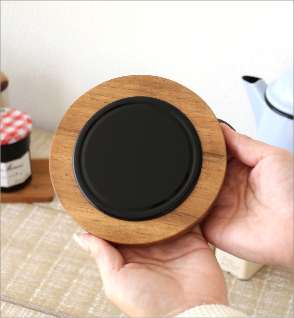 シンプルなウッドのキッチンペーパースタンド(4)