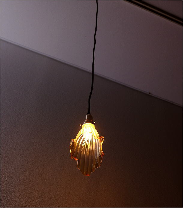 ペンダントライト ガラス アンティーク レトロ カフェ風 LED対応 おしゃれ ダイニング キッチン トイレ 玄関 寝室 ガラスのペンダントランプ  1044 [diz7144]