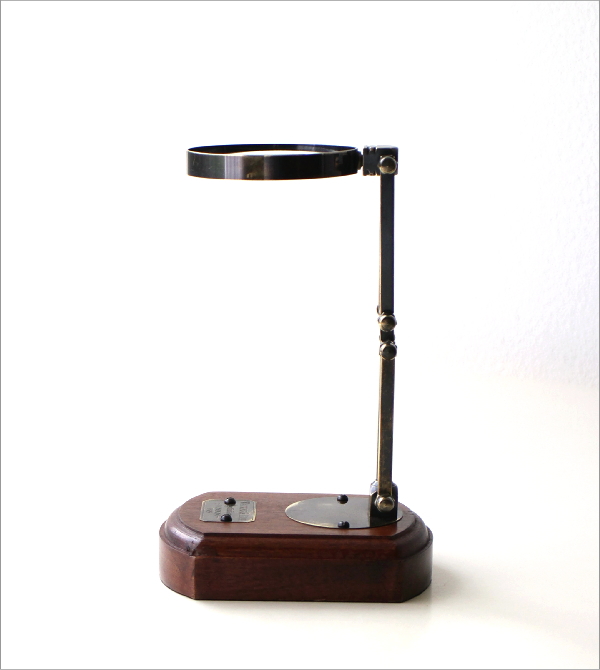 レトロなスタンド型拡大鏡(5)