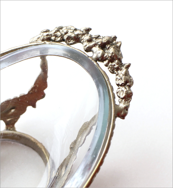 真鍮のボウル付き小さな小物入れ(2)