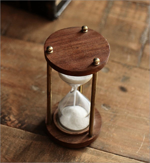 真鍮とウッドの小さな砂時計(2)