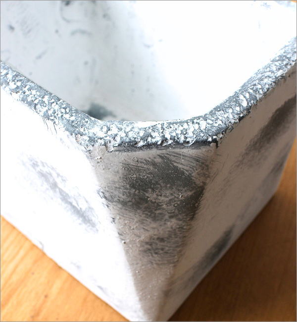 セメントとアイアンの傘立て  へクス(4)