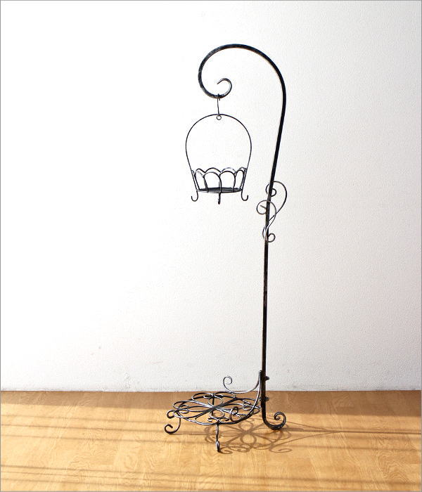 アイアン吊り下げバスケット付きフラワースタンド(8)