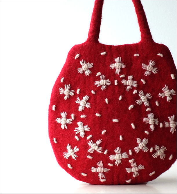 フェルトデイジー刺繍卵型バッグ(1)