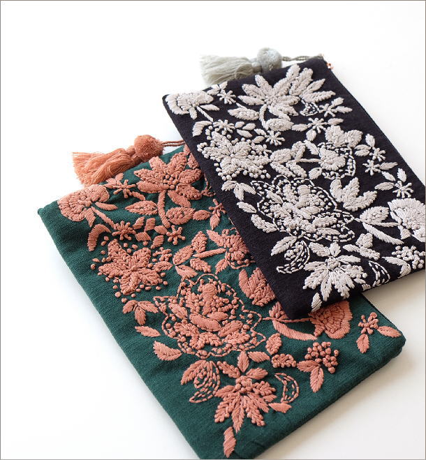 フラワー刺繍ポーチ 2カラー(1)