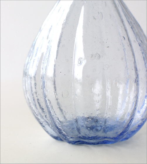 インドの吹きガラスベース ライトブルー(3)