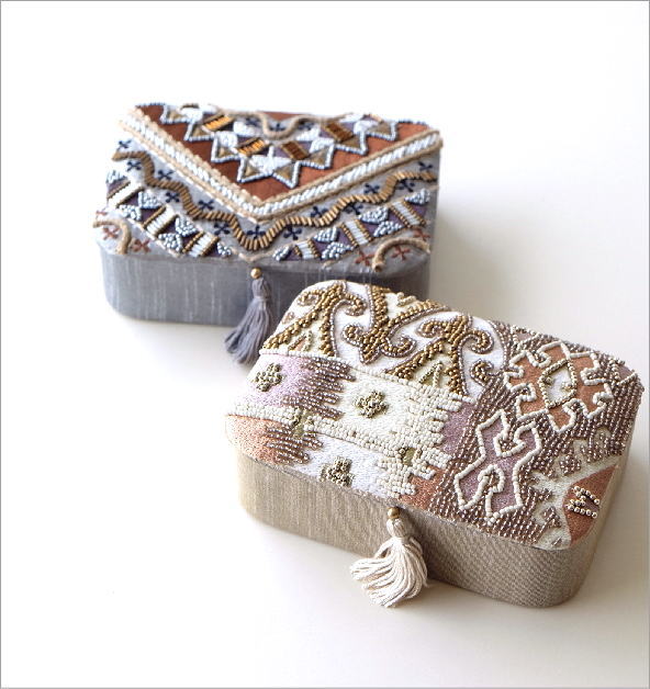 ビーズ刺繍レクタングルボックス2タイプ(1)