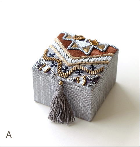 ビーズ刺繍スクエアミニボックス2タイプ(4)