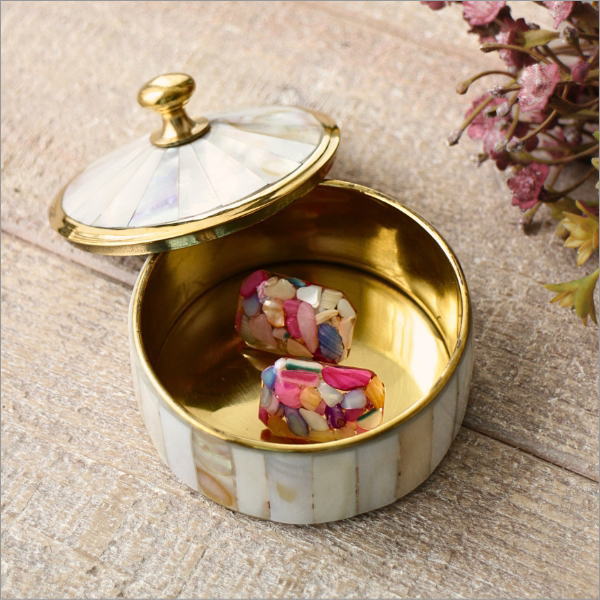 小物入れ ふた付き おしゃれ 真鍮 ミニ アンティーク 小さい 卓上 丸