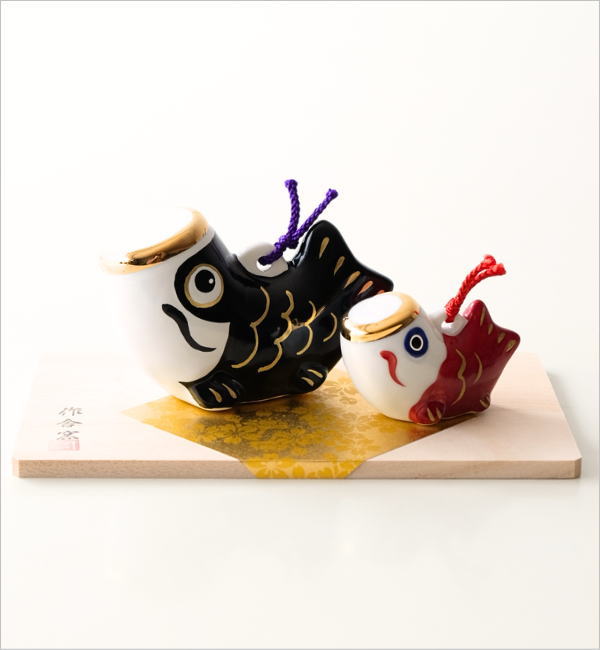 陶磁器の鯉のぼりの置物(6)