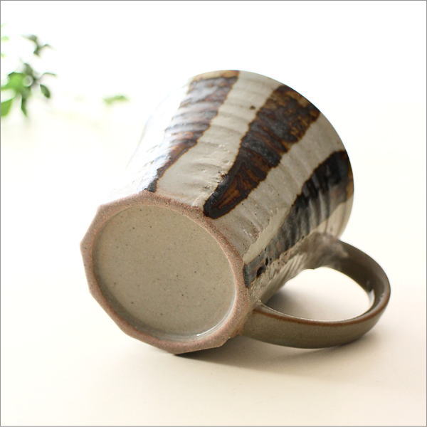 素朴なマグカップ　B(4)