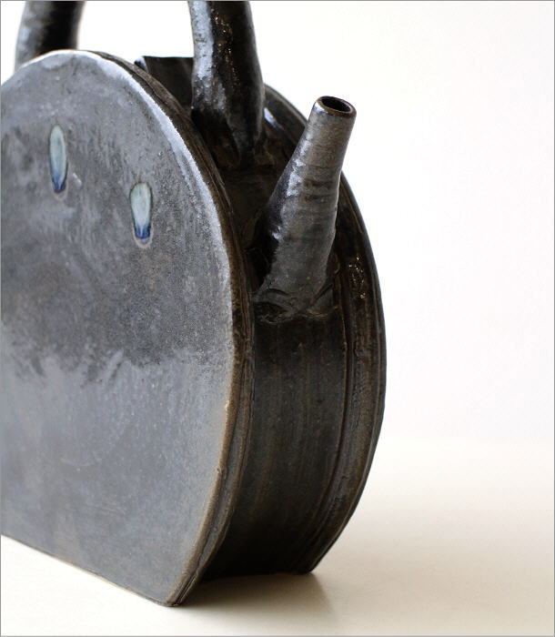 フラワーベース 和陶器ベース 黒釉土瓶型(3)