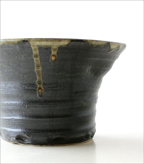 黒釉円形花入れ(3)