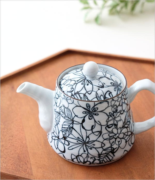 アートフラワーのポット(1)