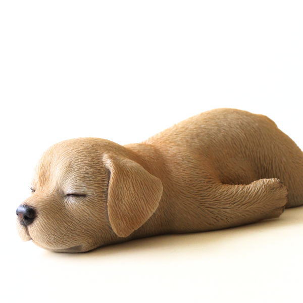 スヤスヤ子犬の置物