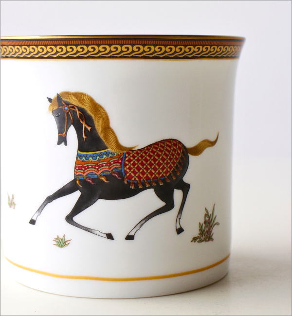 エレガントなマグカップ ホース(3)