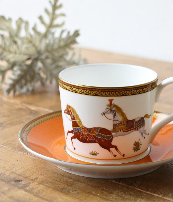 エレガントなカップ＆ソーサー ホース(1)