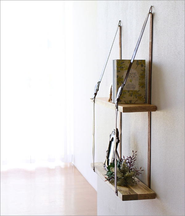 木とレザーの壁掛けシェルフ(3)