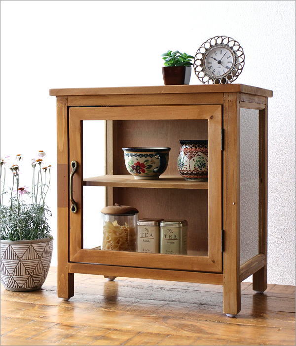 レトロなウッドのキッチンキャビネット(1)