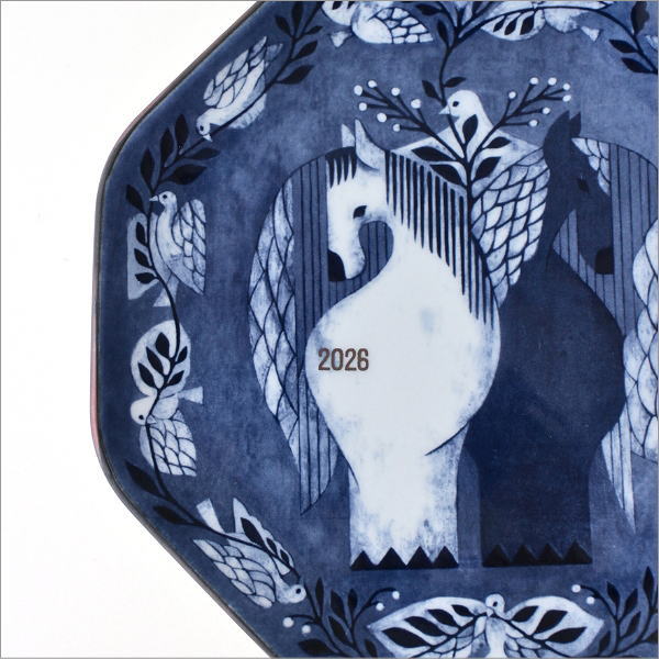 2026年 干支 午 飾り皿 | 福田利之×波佐見焼 イヤープレート 呉須の