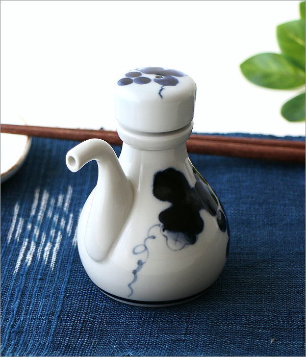 陶器の醤油さし 藍ぶどう(1)