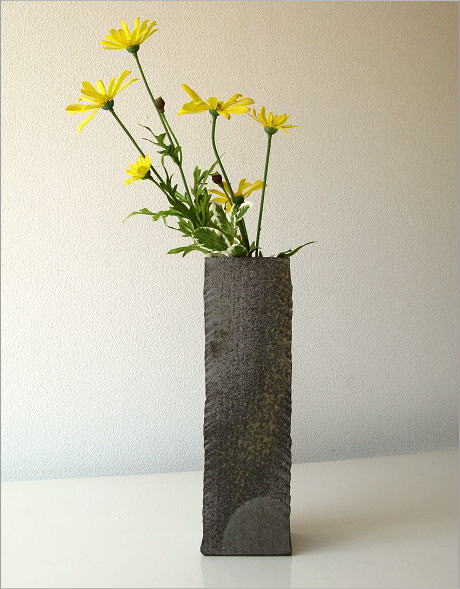 花瓶 陶器 角柱面取り花入れ(4)