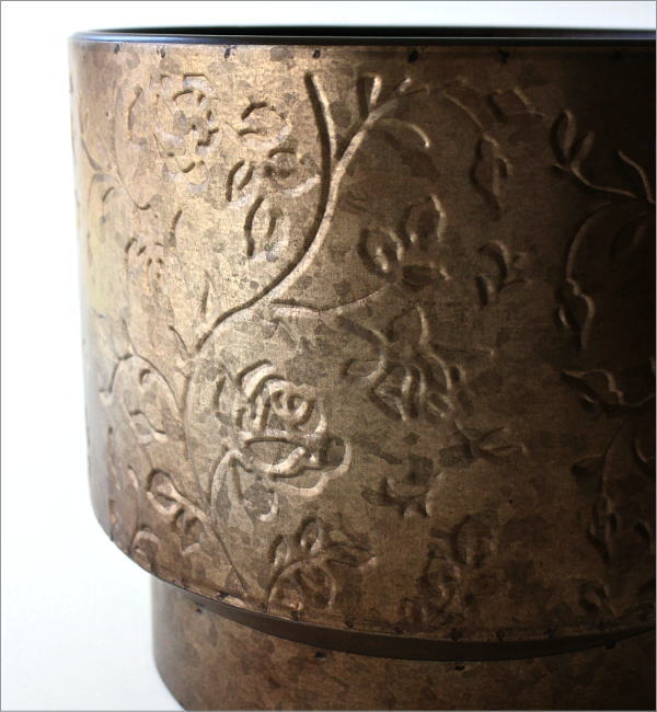 アイアンのリーフ ポット  2カラー(2)