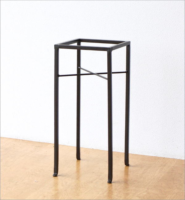 アイアンのフラワーラックスタンド(6)