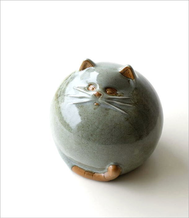 陶器 まんまる猫の置物(1)