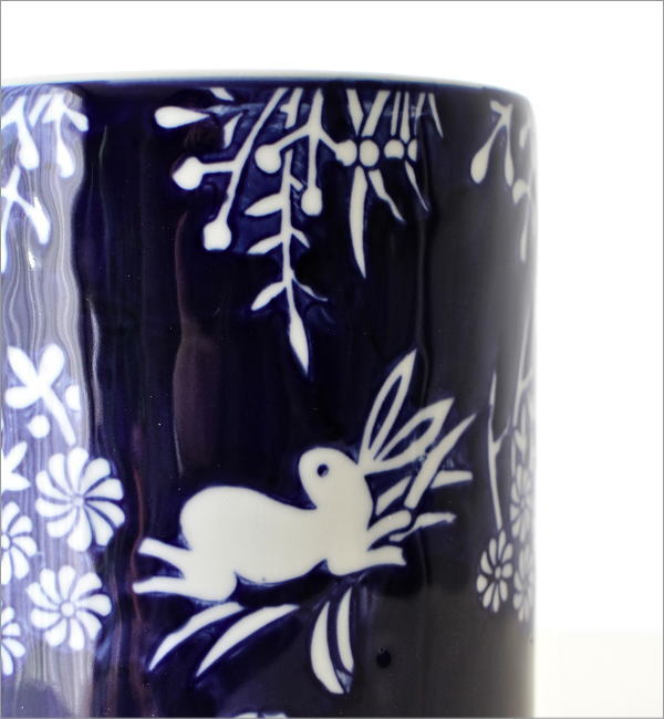 陶器の鉢カバー藍兎(2)