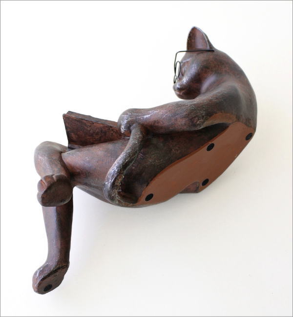 ビッグなリラックス読書キャット(6)