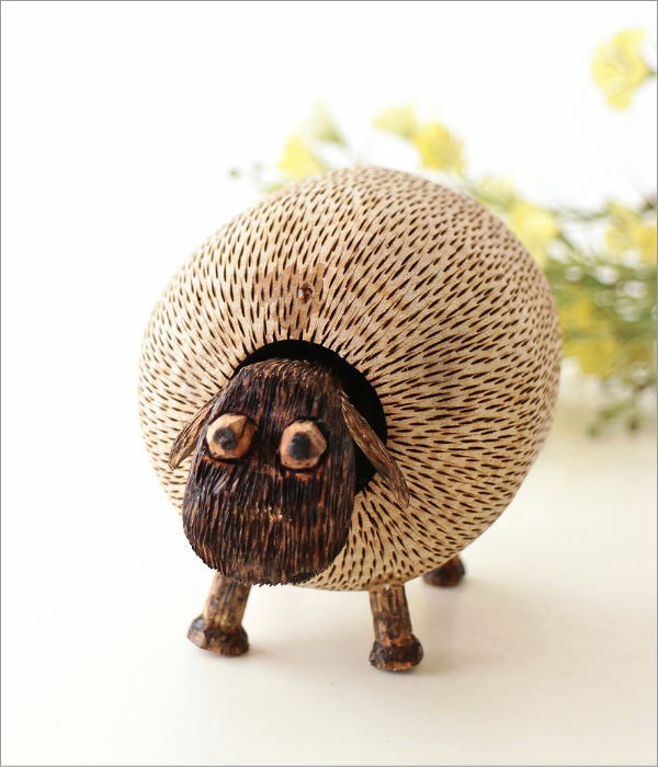 木彫の首振りヒツジ(1)