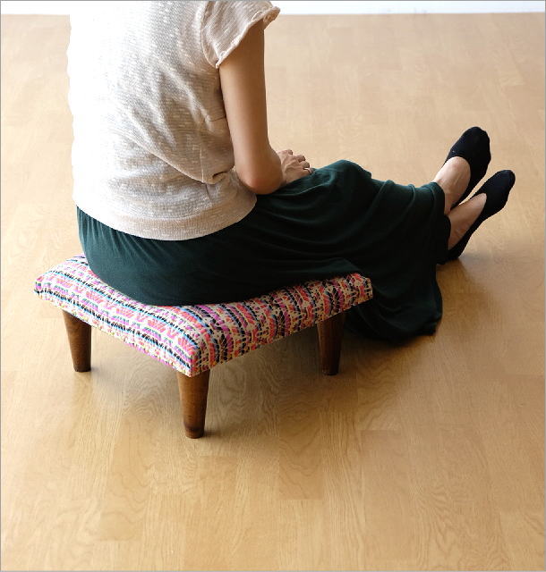スツール おしゃれ クッション 低い ロータイプ 子供 椅子 ローチェア オットマン 足載せ 布張り 生地 かわいい 可愛い 四角 正方形  ロースツール スクエア [tom0842] | ギギliving