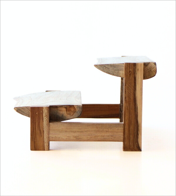 チークの2段ディスプレイスタンド(5)