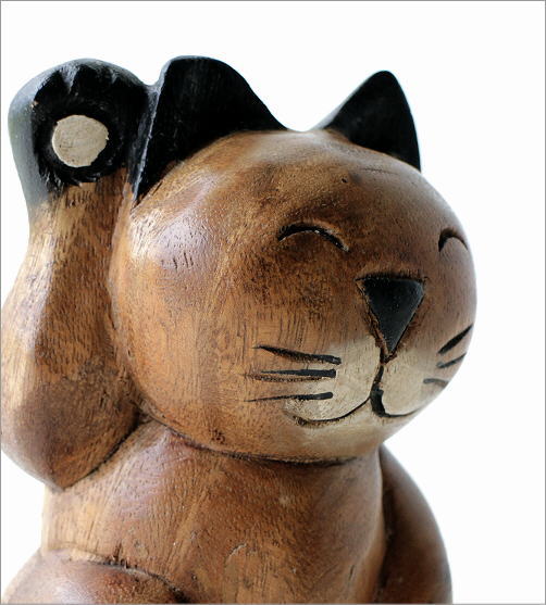 木彫りの置物 招き猫(3)