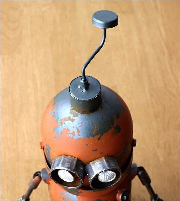 ソーラーライト付き ロボットの置物 A(3)