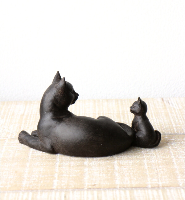 親子猫の小さな置物(4)