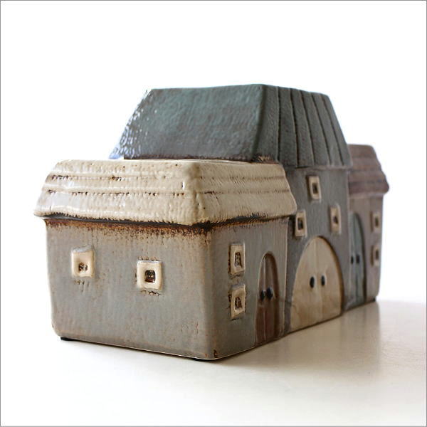 メルヘンハウスのフラワーポット B(3)