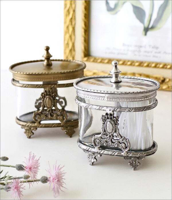 クラシックな蓋付き小物入れ(1)