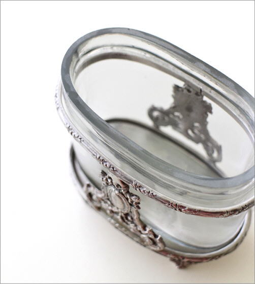 クラシックな蓋付き小物入れ(7)