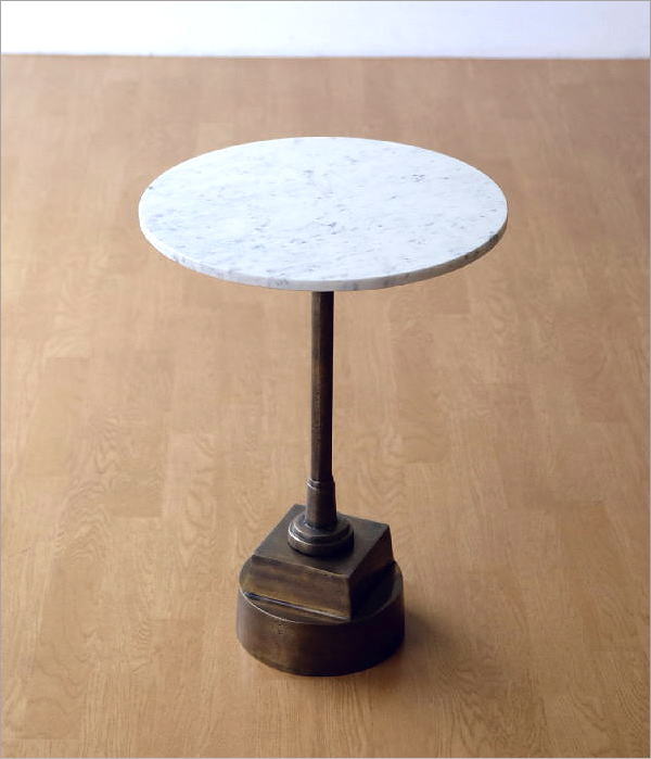 大理石とアイアンのテーブル(6)