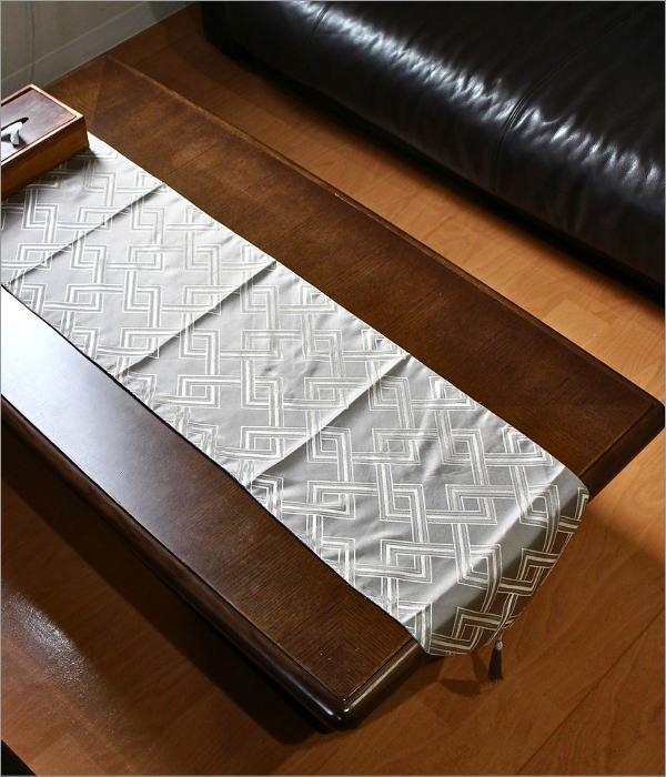 テーブルランナー・SVグレー(1)