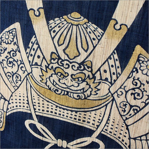 金彩タペストリー「鬼かぶと」(3)