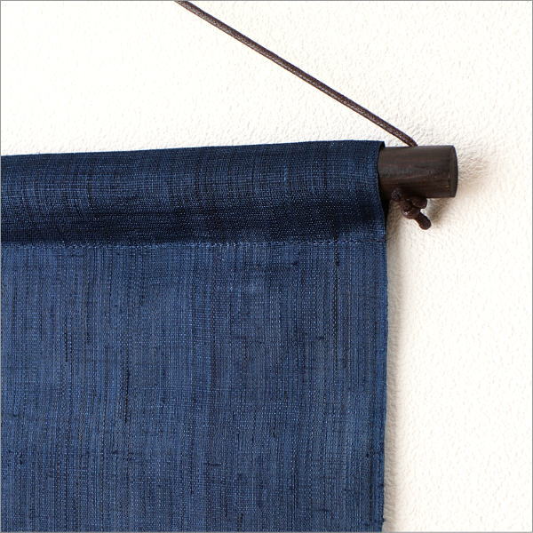 金彩タペストリー「鬼かぶと」(4)