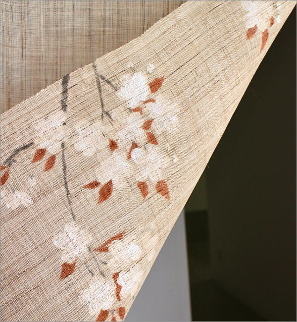 本麻のれん「墨描き桜」(4)