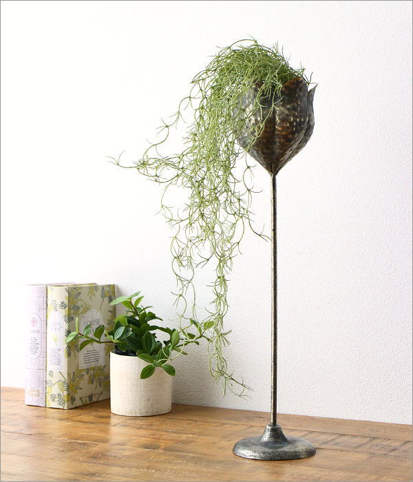 シャビーなアイアンのトーチフラワーカップ(2)